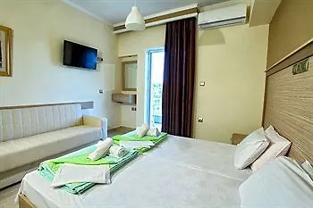 Pieria فندق سكوتينا