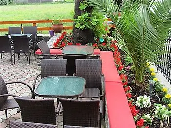 Pieria فندق 3*